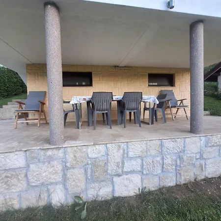 Memory, Plivsko Jezero * Jajce