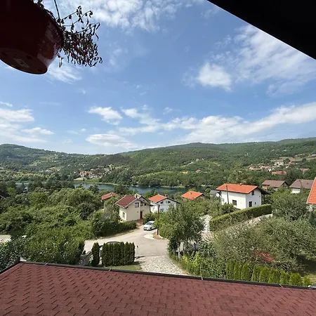 Memory, Plivsko Jezero * Jajce